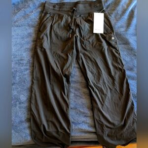 Lululemon women's Dance Studio Mid-Rise Pant -regular length-size 8